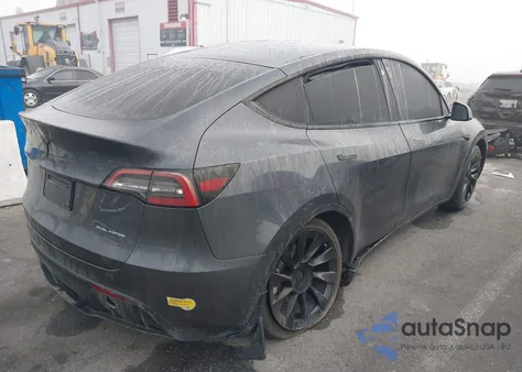 2022 Tesla Model Y Long Range Dual Motor All-Wheel Drive from USA, damaged, VIN 7SAYGDEE2NF392307